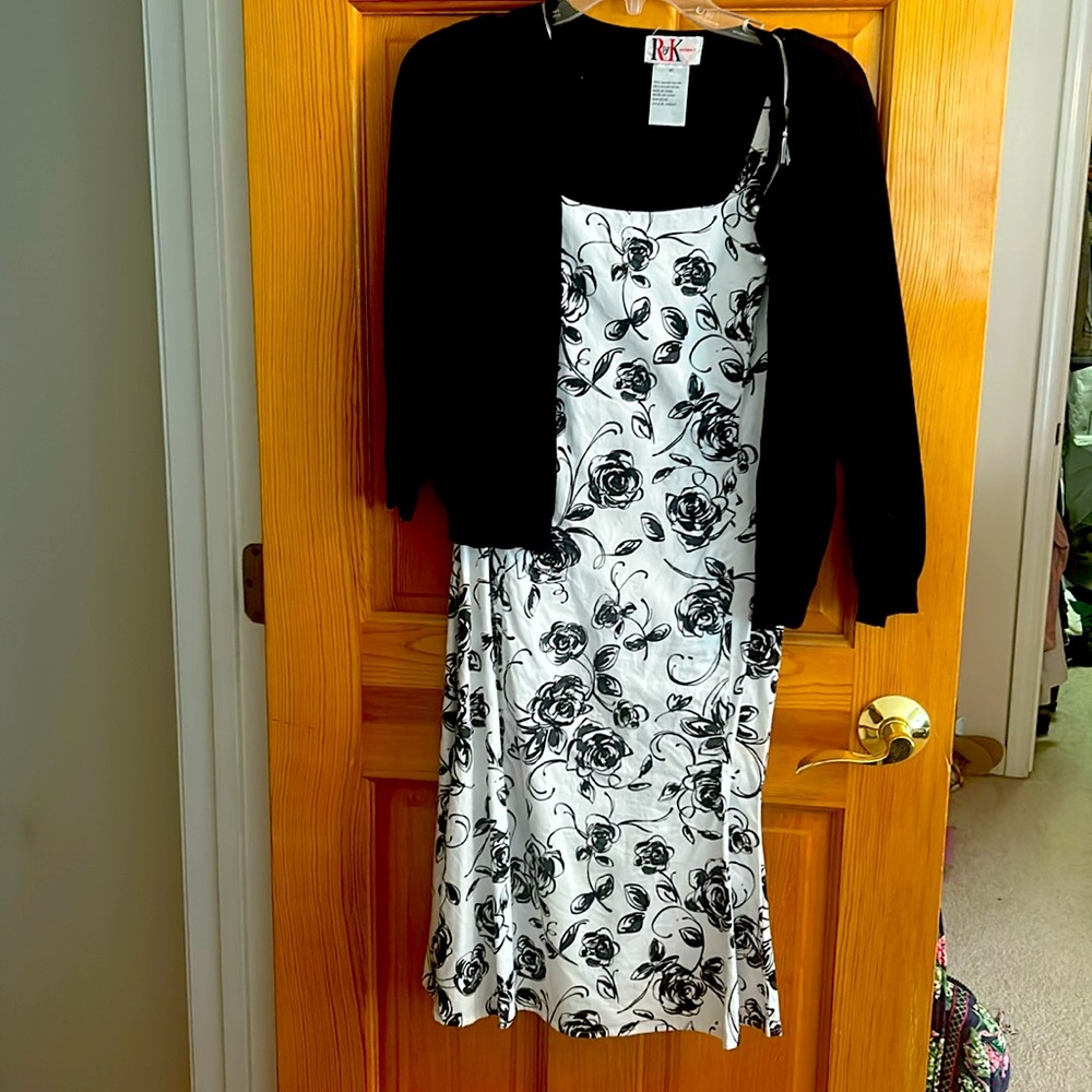 R & K Originals black and white print 2-pc dress 👗